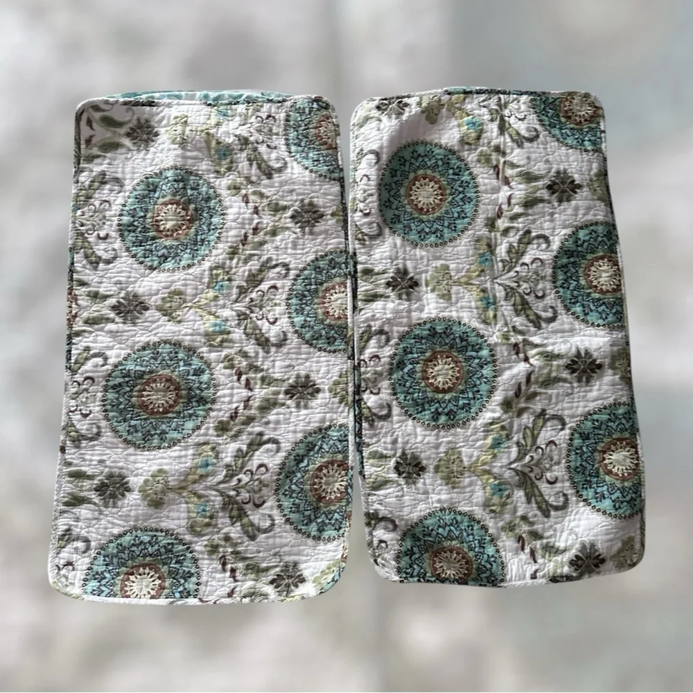 Hedaya Pillow Shams 18 X 33 Lot Of 2